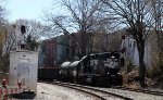 NS 5040 splits the new signals at Southern Junction with train E60